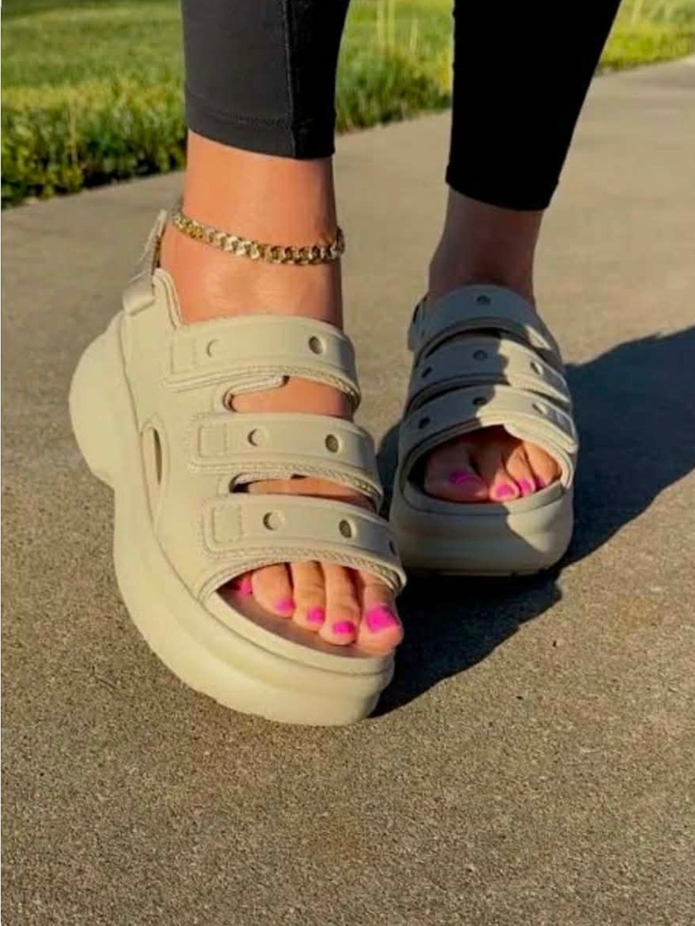 Crocs Soho Sport Sandals - Beige - Women's size 8